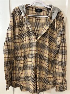 PacSun Beige Plaid Button-Front Flannel Shirt with Gray Hood
